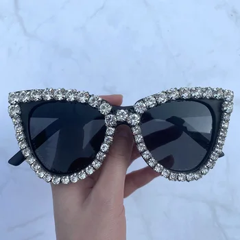 2020. Aasta Uus Vintage-Moe Luksus Cat Eye Diamond Päikeseprillid Naistele Crystal Rhinestone Raami Brändi Disainer Päikeseprillid Naistele